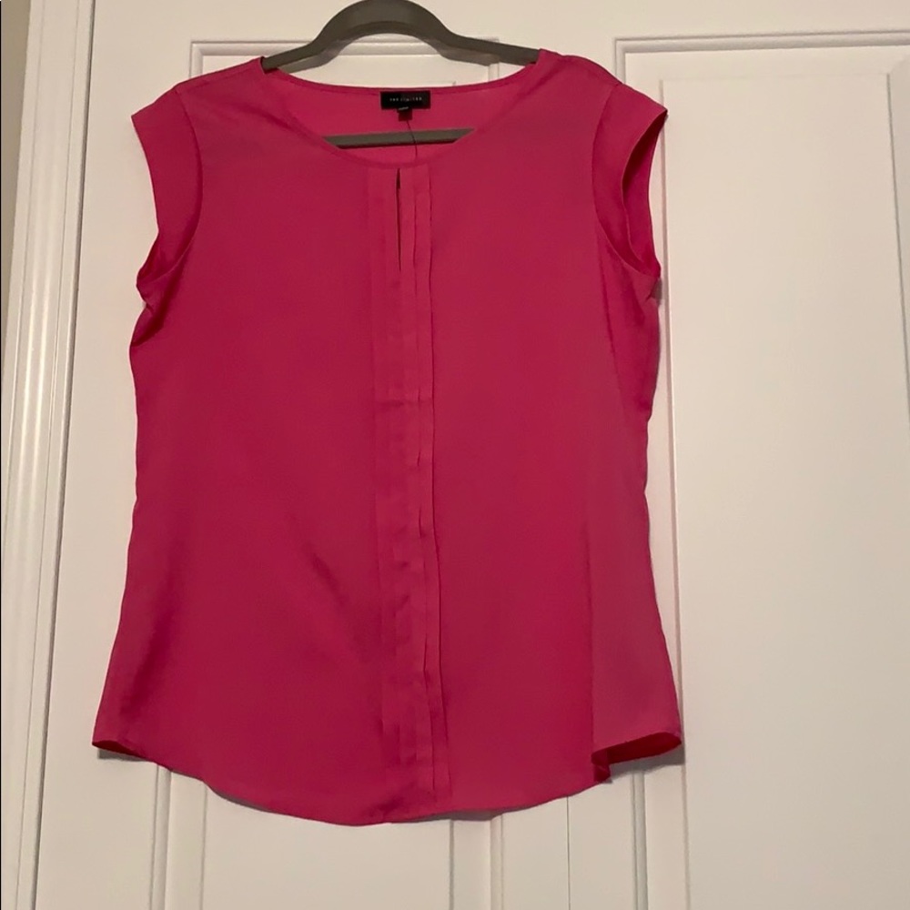 Pink shirt, new without tags